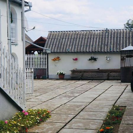 Садиба Анна - Термальні Води Косино Zapson Εξωτερικό φωτογραφία